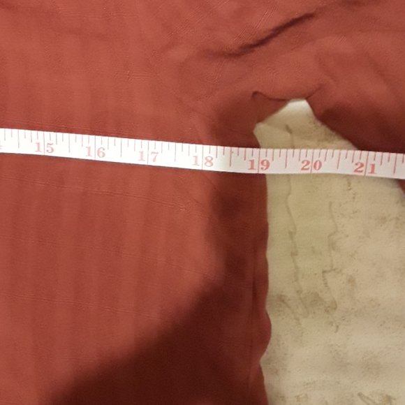 Sold Chic maeve Tunic - Picture 6 of 9